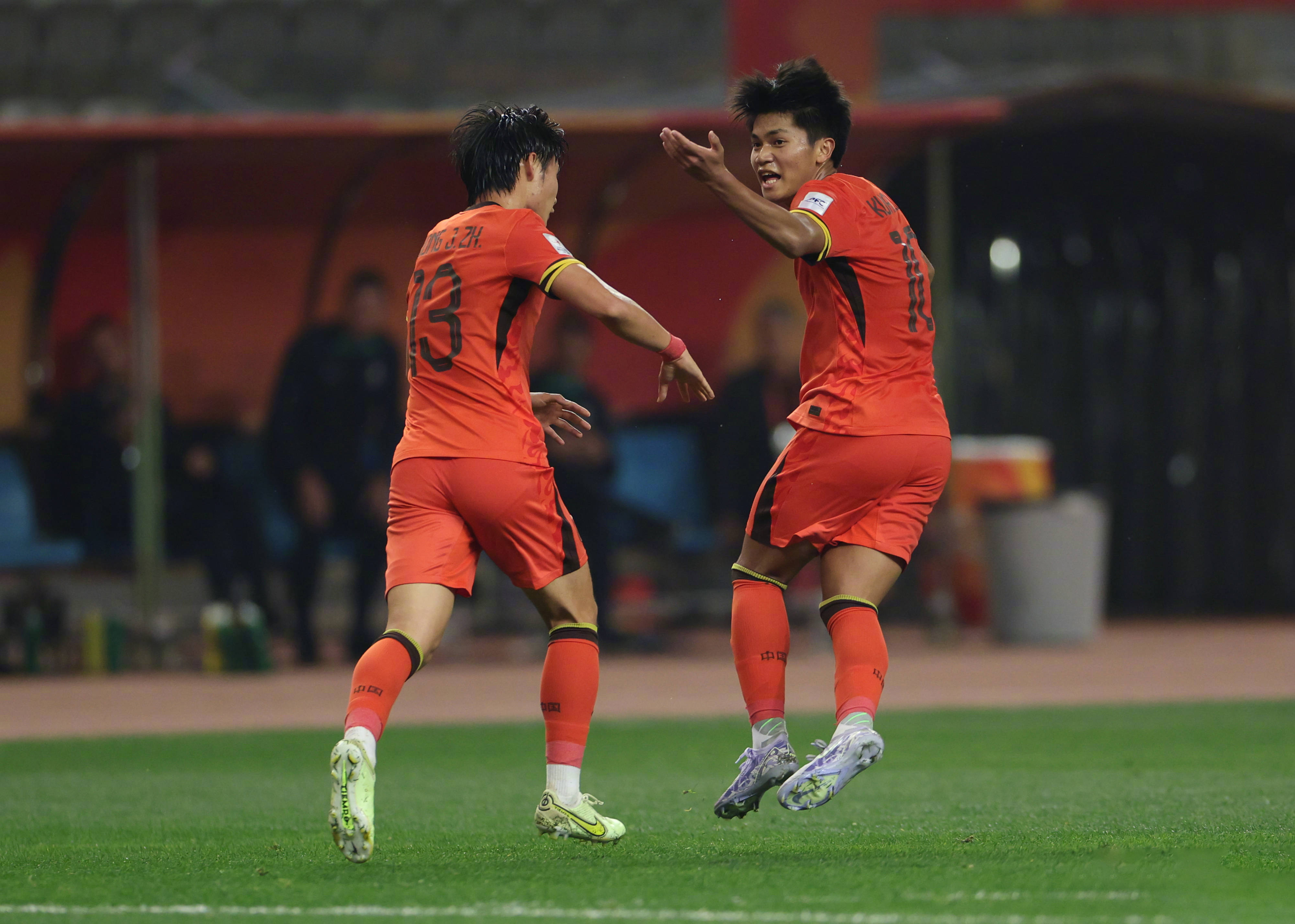 战火硝烟！亚洲足球顶级比赛落下帷幕