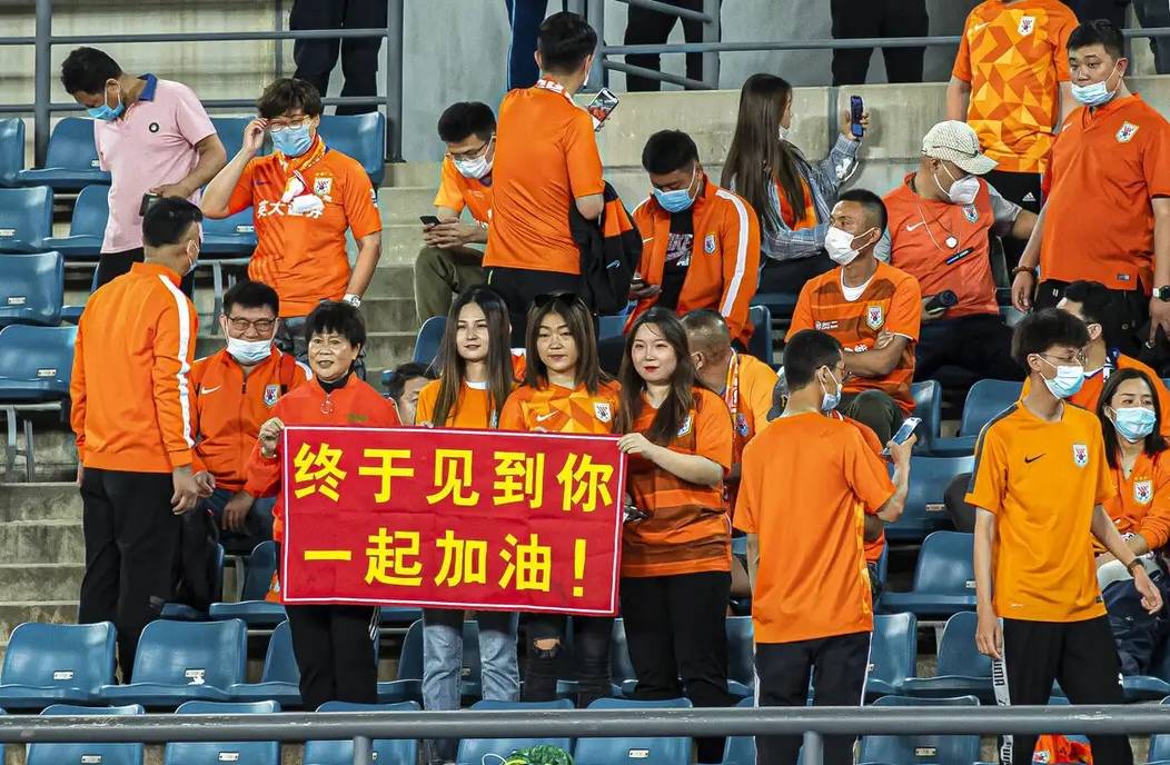人城主帅赞扬球队表现，力争下一场取胜的简单介绍