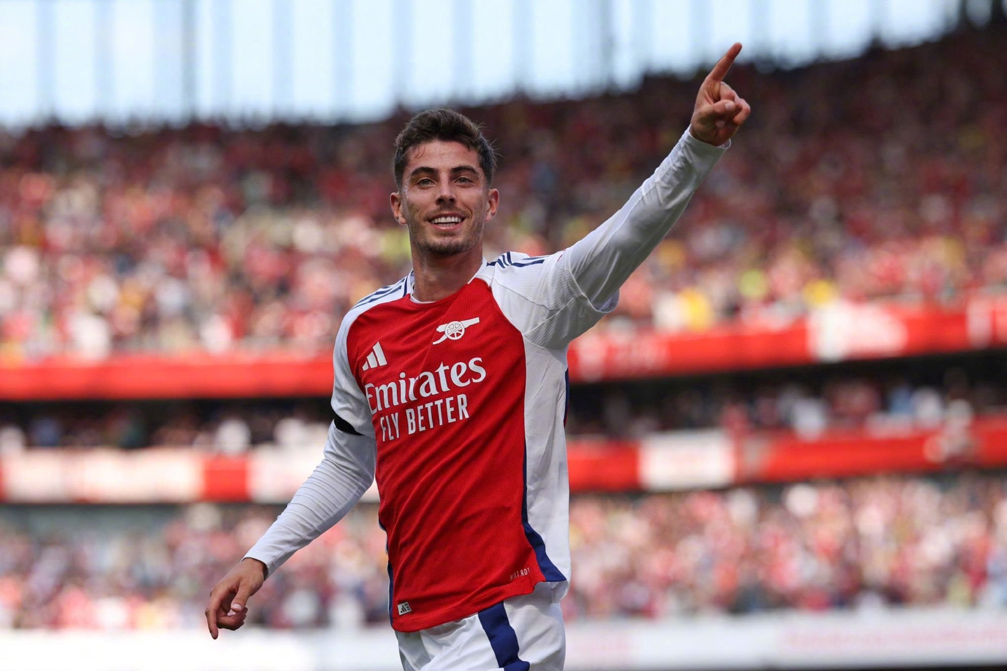 阿森纳会赛联赛，狼队顶头脑舞者