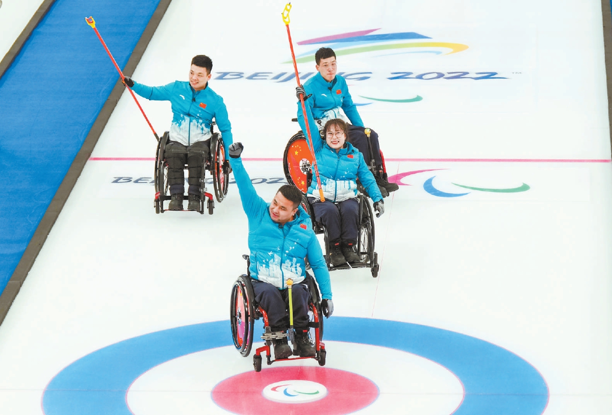 俄罗斯击败冰壶强手，勇夺冠军殊荣