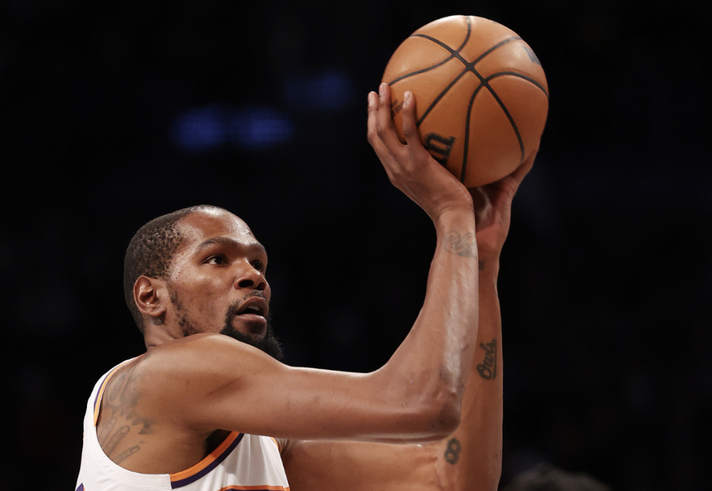 篮网主场大胜尼克斯，杜兰特双双20+