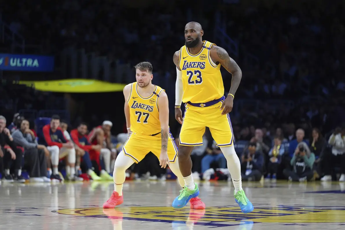 湖人击败魔术,取得六连胜 湖人击败魔术,取得六连胜