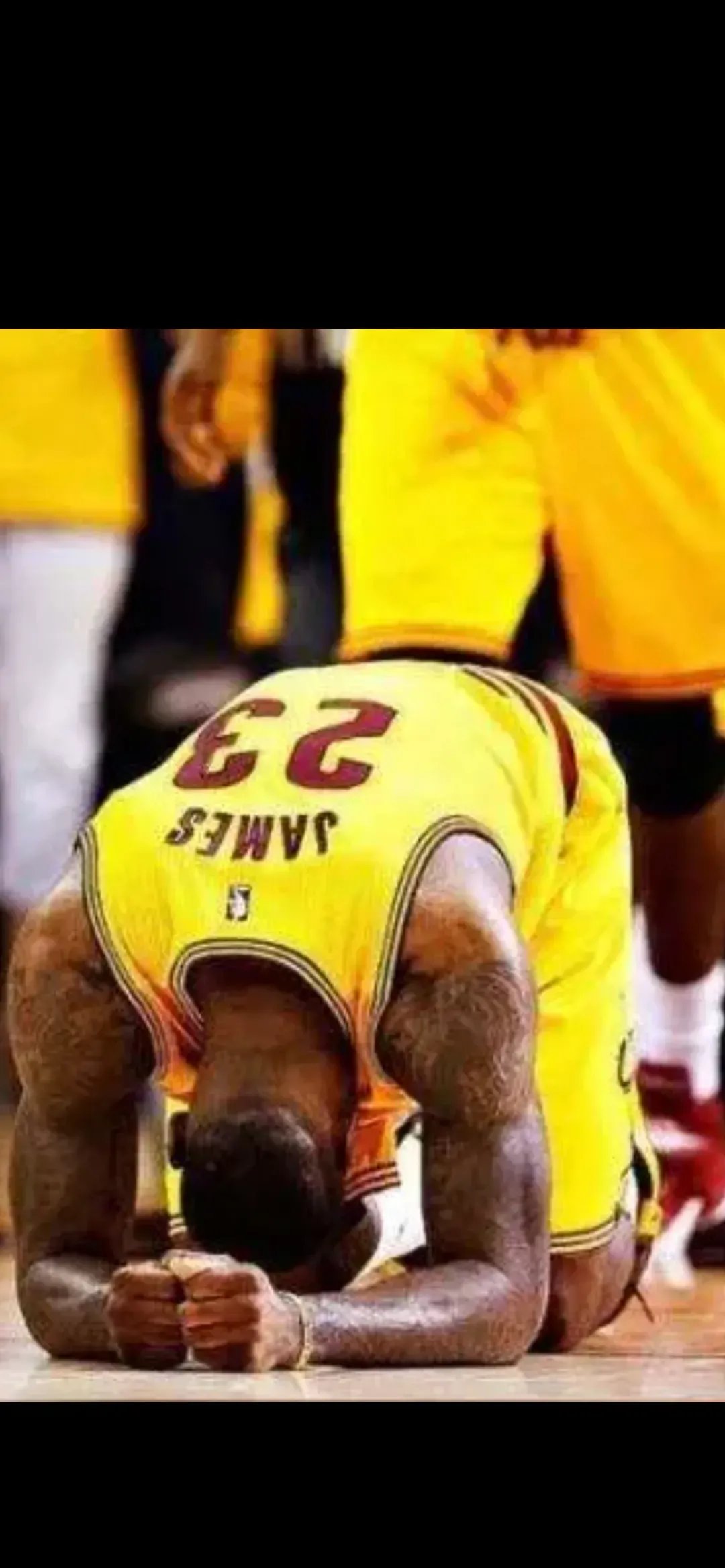 湖人擒下骑士，詹姆斯发威