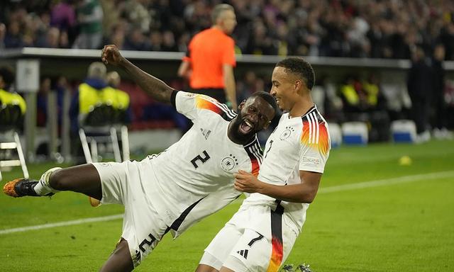 法国队鏖战德国队，波尔统治全场